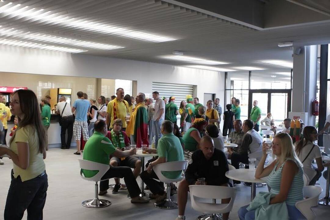 Į Klaipėdos areną plūdo minios žmonių