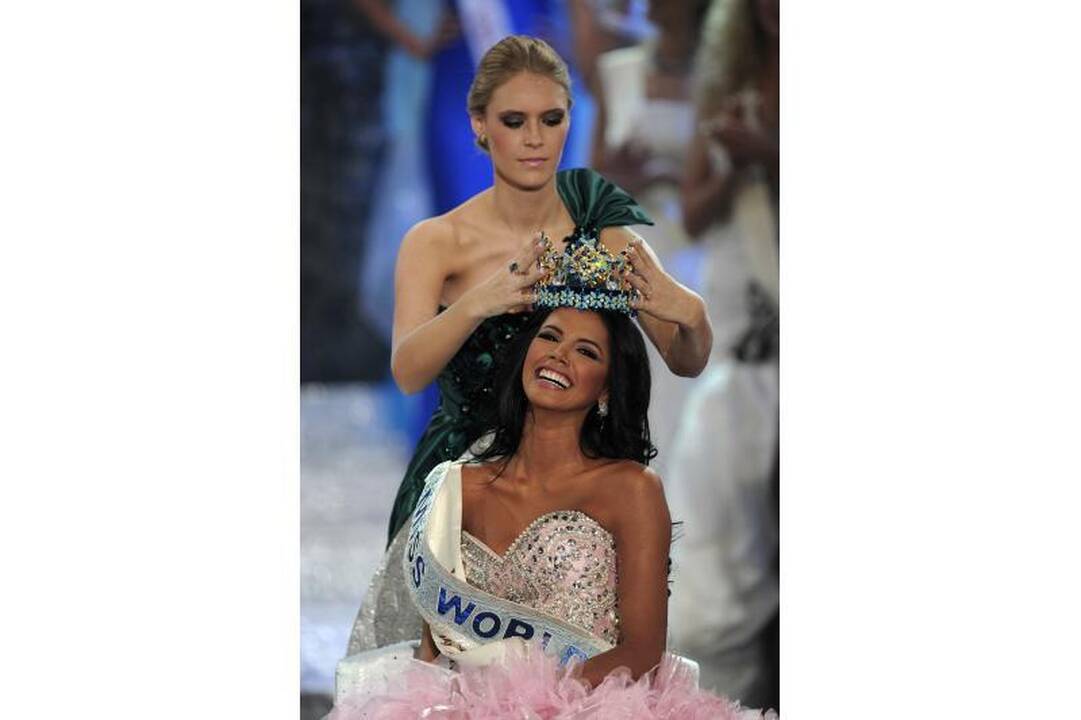 „Miss pasaulis 2011“ karūna - Venesuelos gražuolei