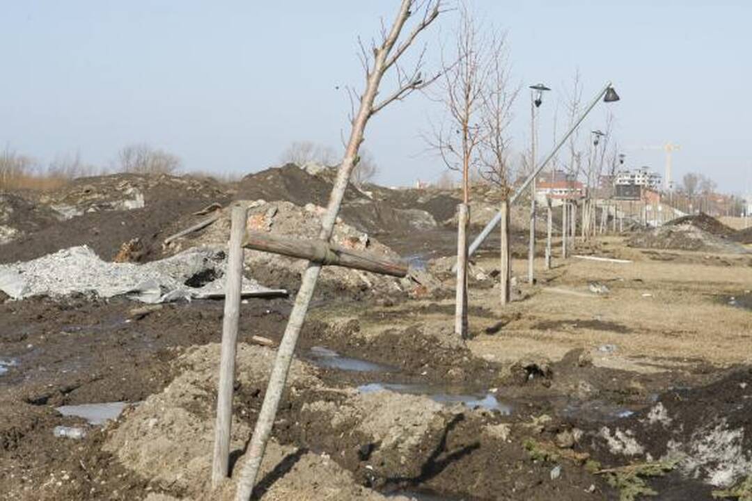 Pievų gatvėje tebevyrauja netvarka