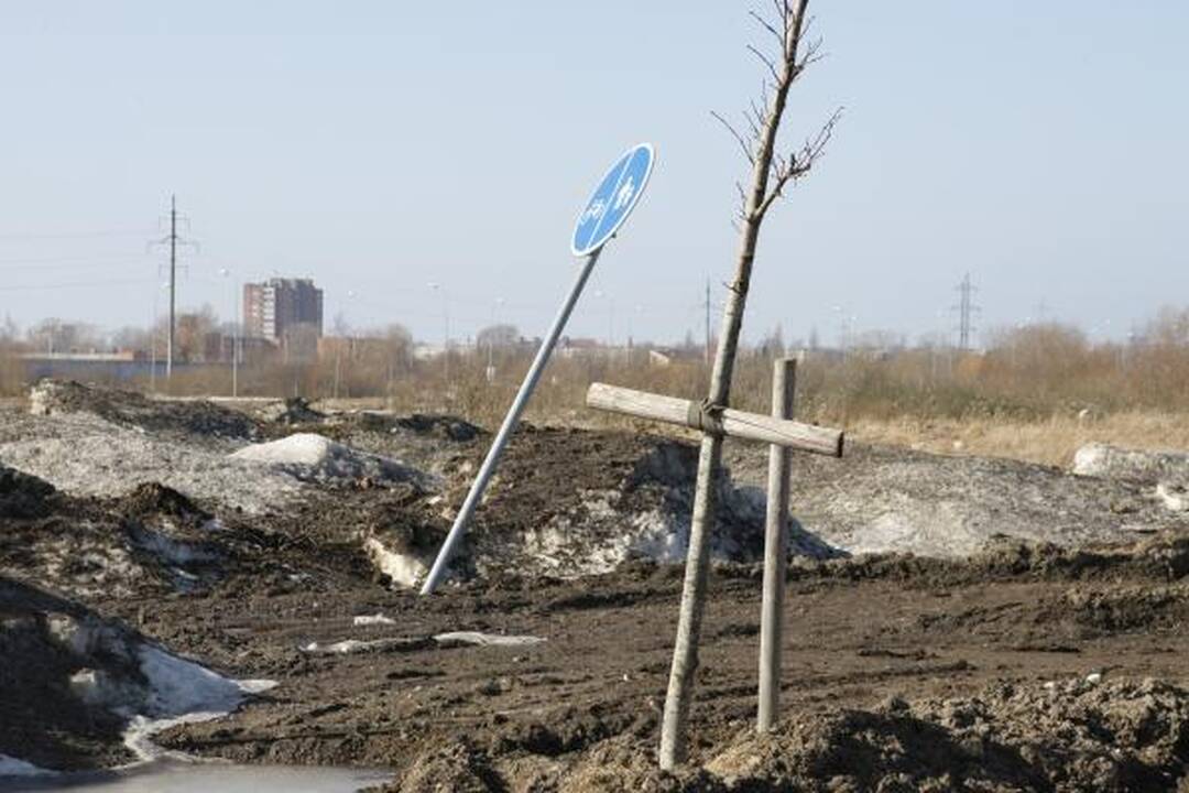 Pievų gatvėje tebevyrauja netvarka
