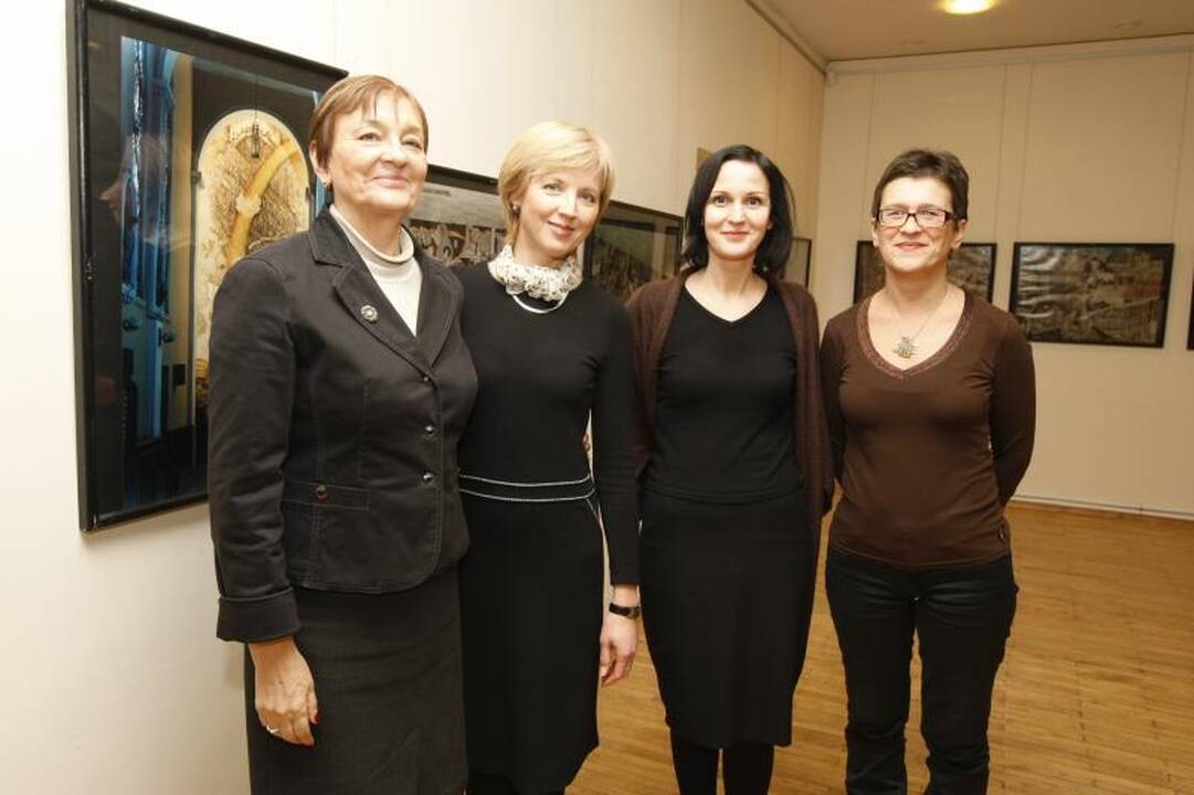 Klaipėdos miesto biblioteka archyvuoja Klaipėdos dailininkų kūrybą