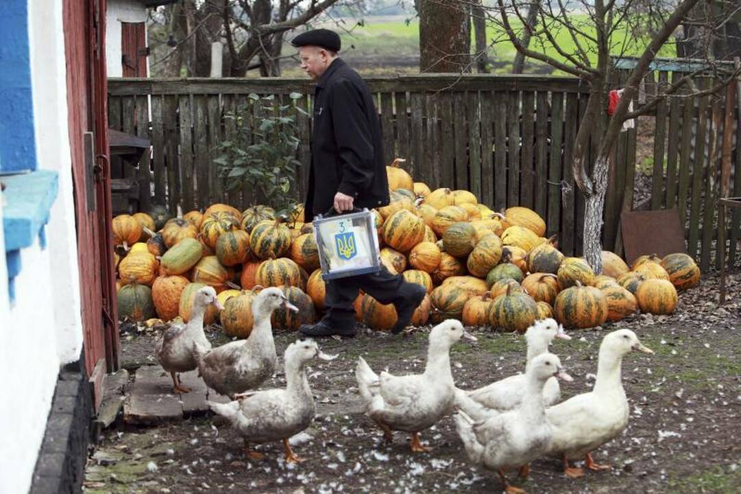 Ukrainoje prasidėjo Rados rinkimai (atnaujinta 11:29 val.)