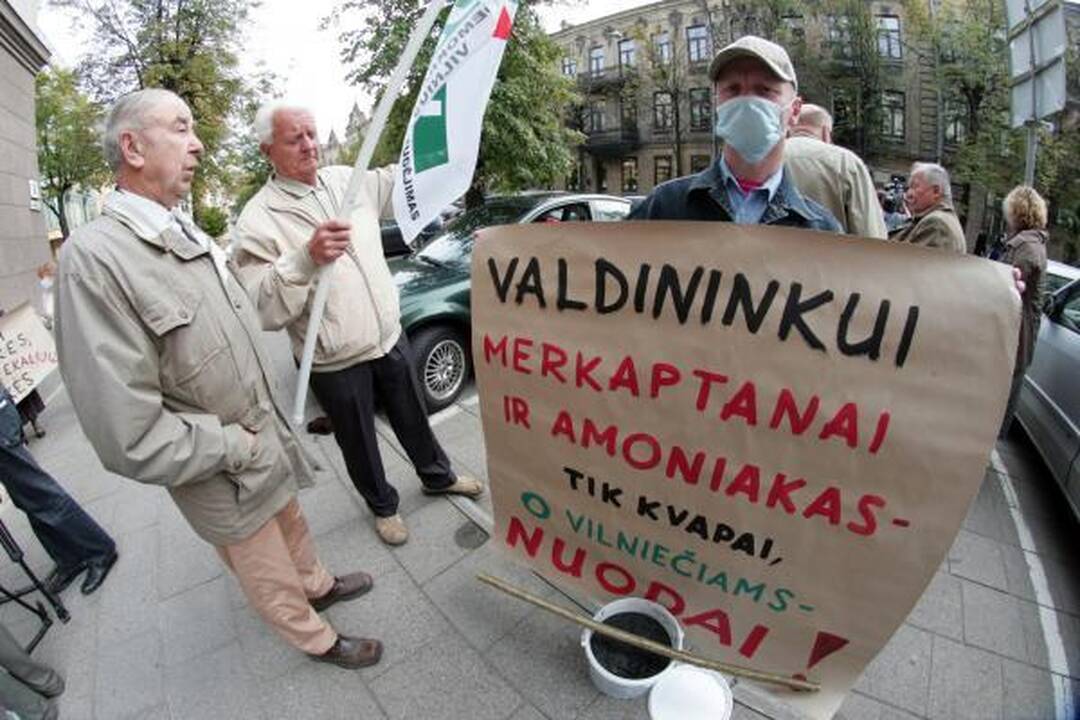Dumblo smarvės kankiniai nenuleidžia rankų