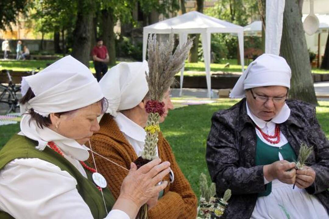 Klaipėdos gatvėse – šimtas dviratininkų