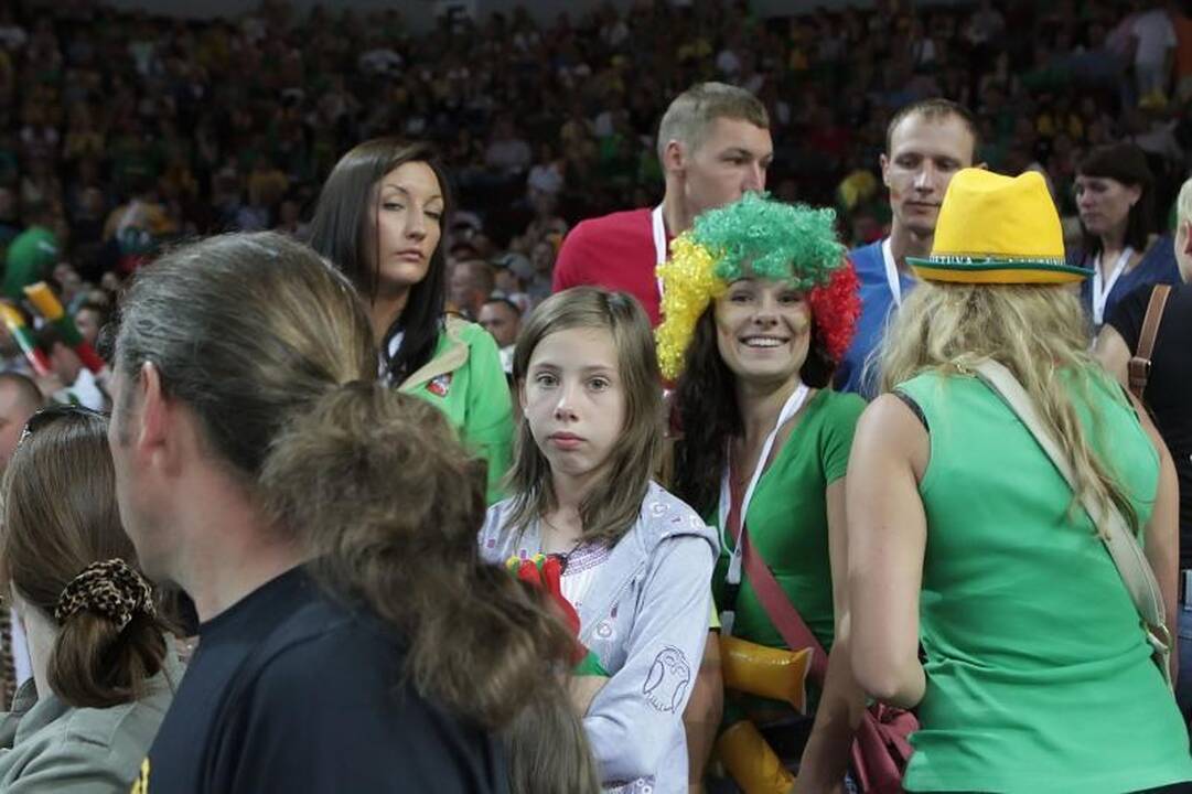 Į Klaipėdos areną plūdo minios žmonių