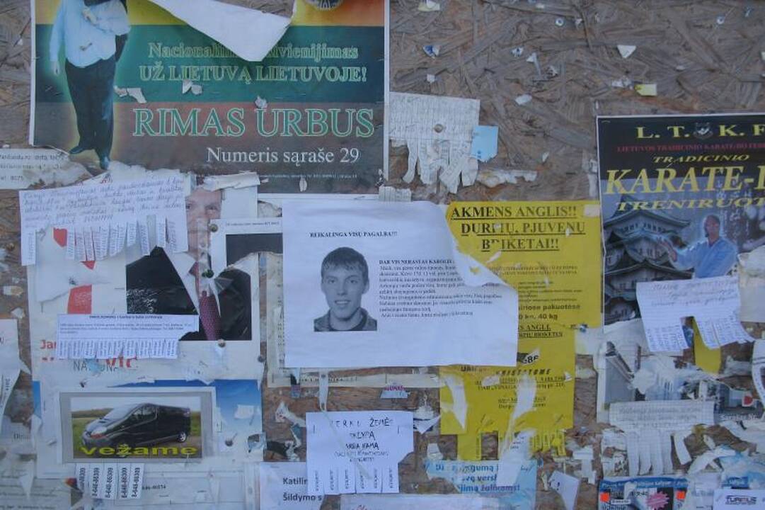 Sekmadienį Lentvaryje tęsėsi dingusio kauniečio studento paieškos