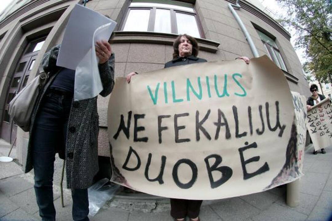 Dumblo smarvės kankiniai nenuleidžia rankų