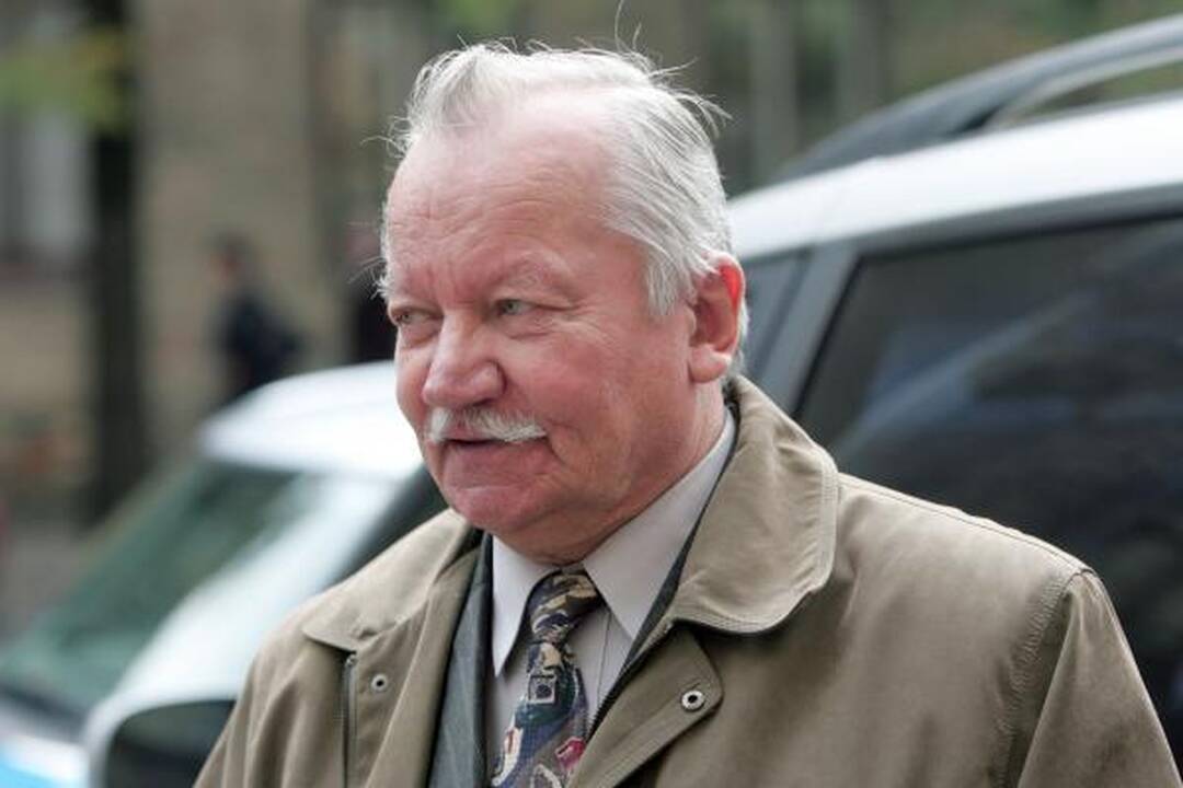 Dumblo smarvės kankiniai nenuleidžia rankų