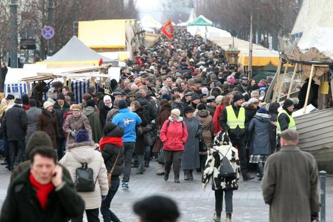 Kaziuko mugėje R.Alekna mokėsi kalti pinigus