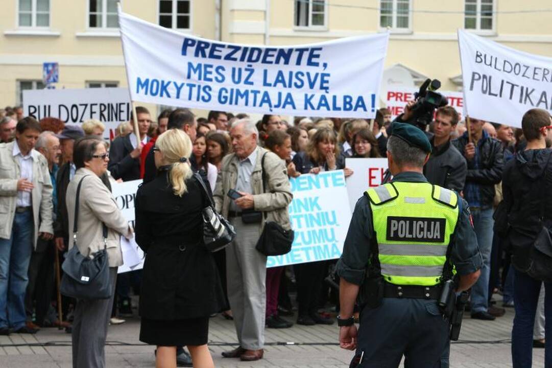 Lietuviškose egzaminų užduotyse Lenkijoje vėl pasitaikė klaidų
