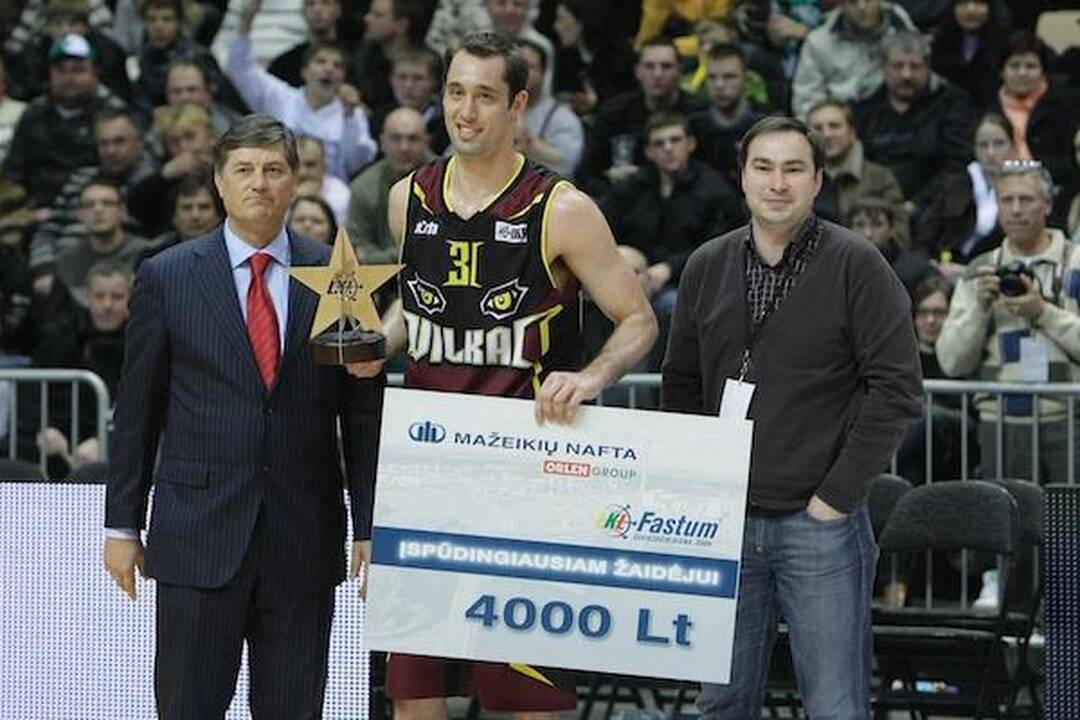 LKL "Žvaigždžių diena": "Vilkai" užmėtė "Erelius" (2 video)