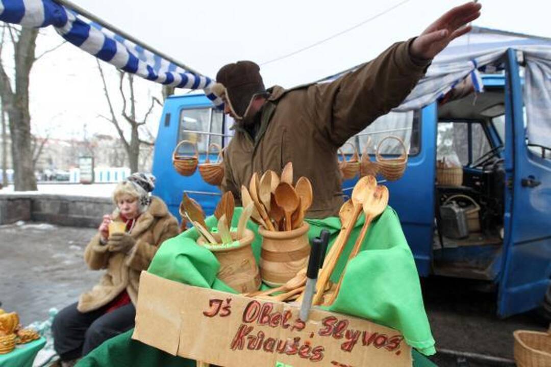 Kaziuko mugėje R.Alekna mokėsi kalti pinigus