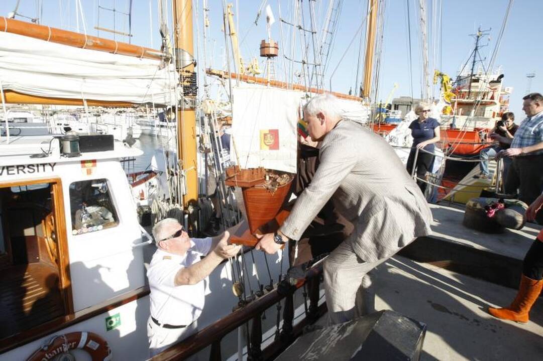 Kruizinių laivų terminale – „Vilties misijos 2012“ išlydėtuvės