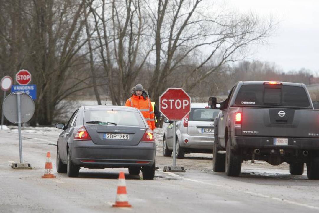 Potvynio zonoje savaitgalį gelbėjimo darbų vykdyti neteko