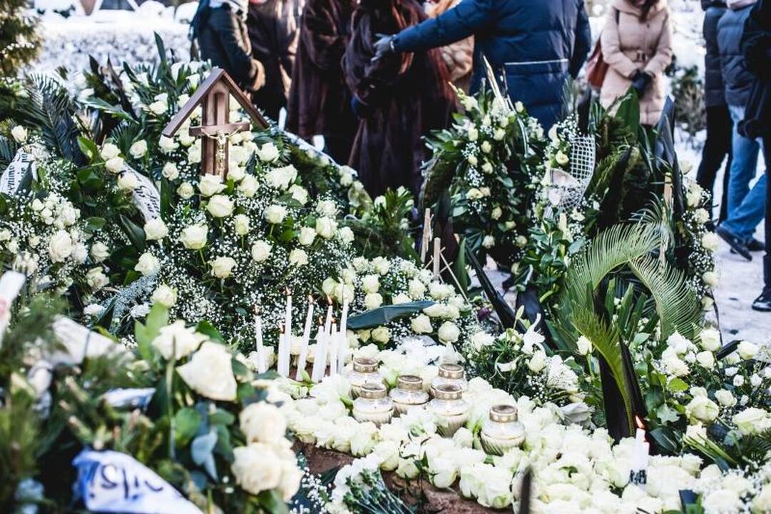 A. Sabonio tėvas amžinojo poilsio atgulė Karmėlavos kapinėse