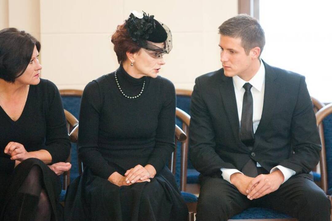 Su B.Lubiu atsisveikina politikai ir visuomenės veikėjai