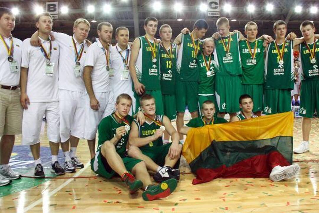 Jaunučių čempionato finalas: Lietuva - Ispanija 64:70