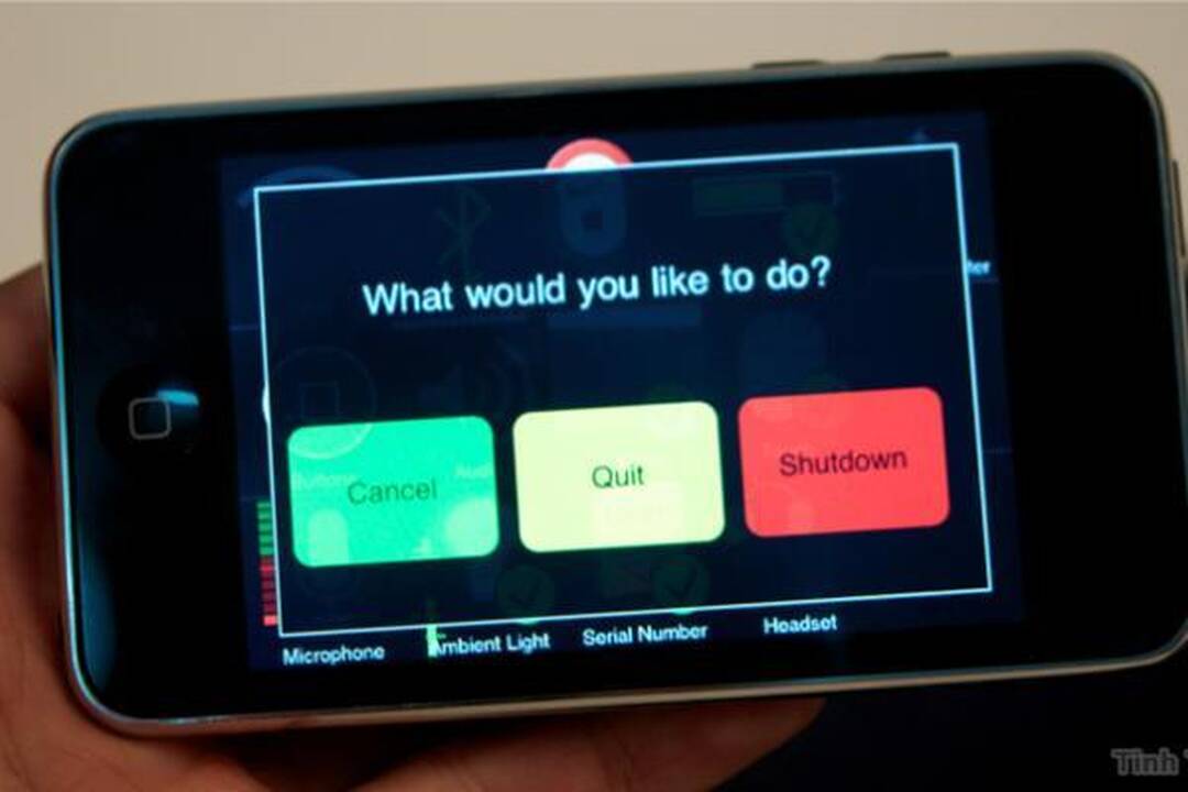 Vietnamo žurnalistų rankose – naujos kartos „iPod Touch“?