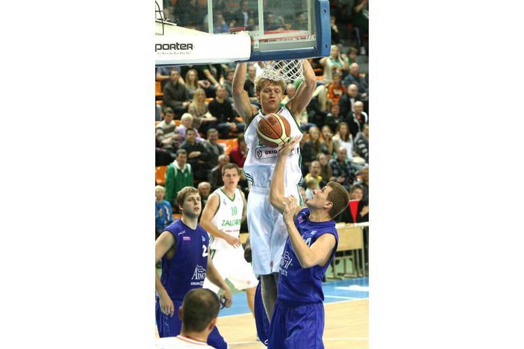 „Žalgiris“ įveikė Lenkijos „Anwil“ ir žengė į finalą