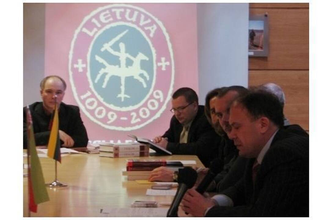 Minske diskutavo dviejų šalių istorikai