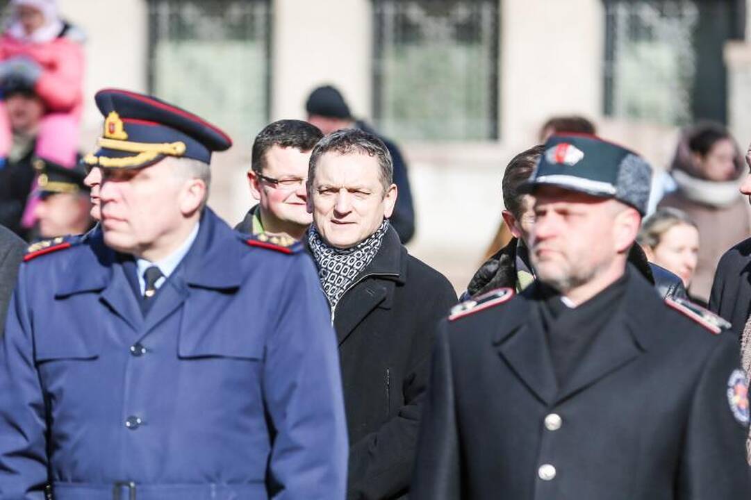 Prezidentė prisiekusiams kariams: turite gyventi ne tik sau