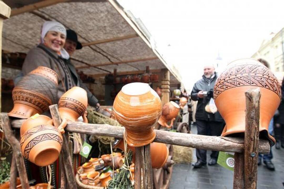 Kaziuko mugėje R.Alekna mokėsi kalti pinigus