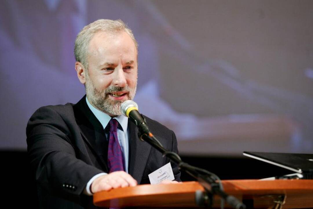 J.Razma prašo ministro išsiaiškinti apie nemokamas pedagogų atostogas