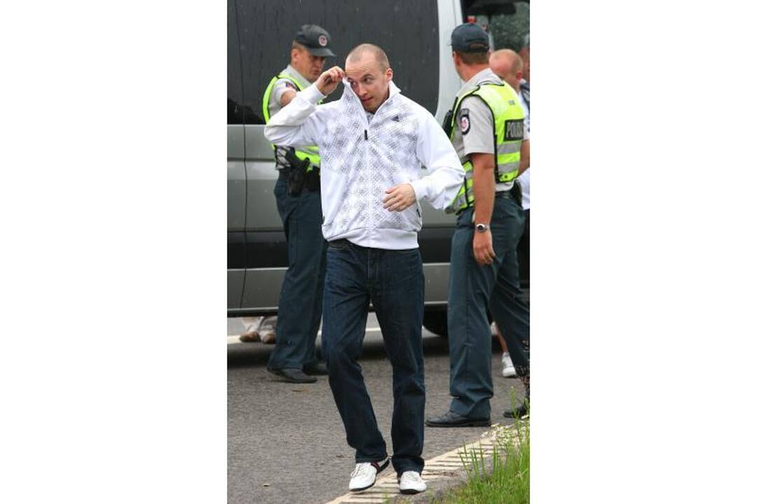 Kaune, Rotušės aikštėje, suimti 12 sirgalių, sukėlusių muštynes (atnaujinta)
