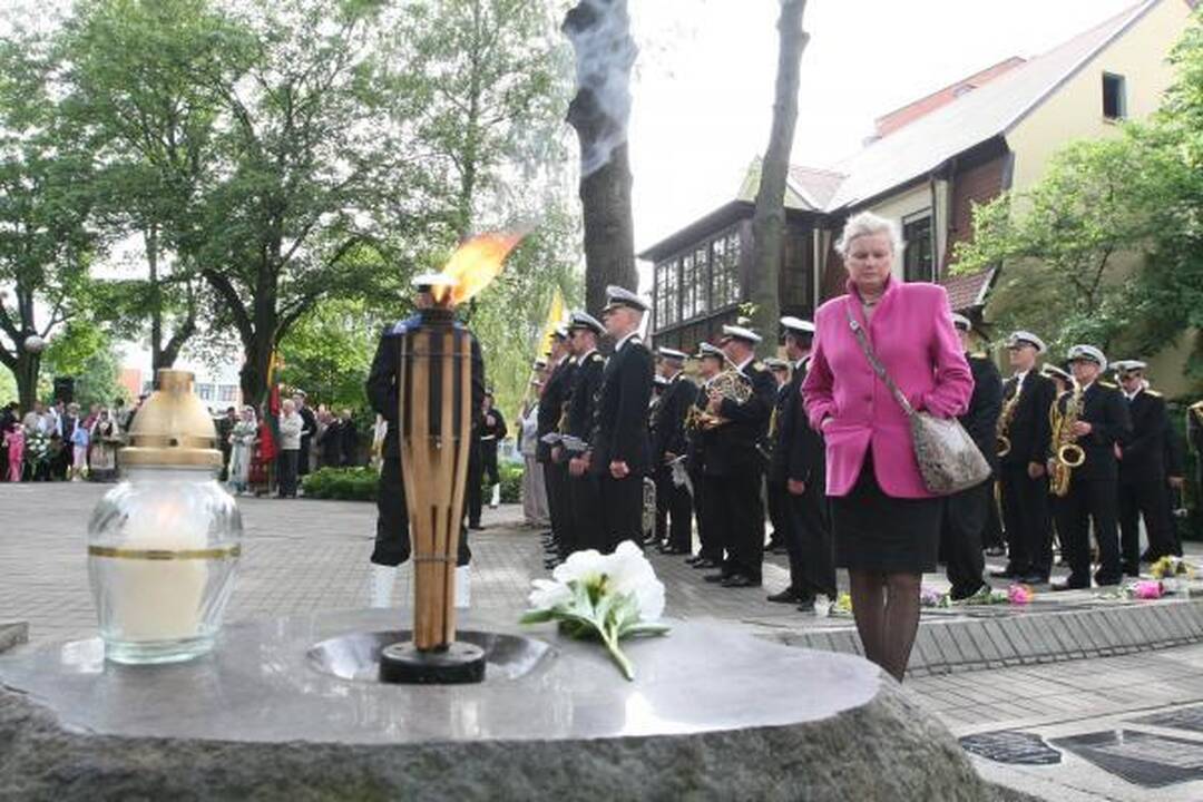 Vilties ir gedulo dieną Klaipėdoje priminė žilagalvių eisena