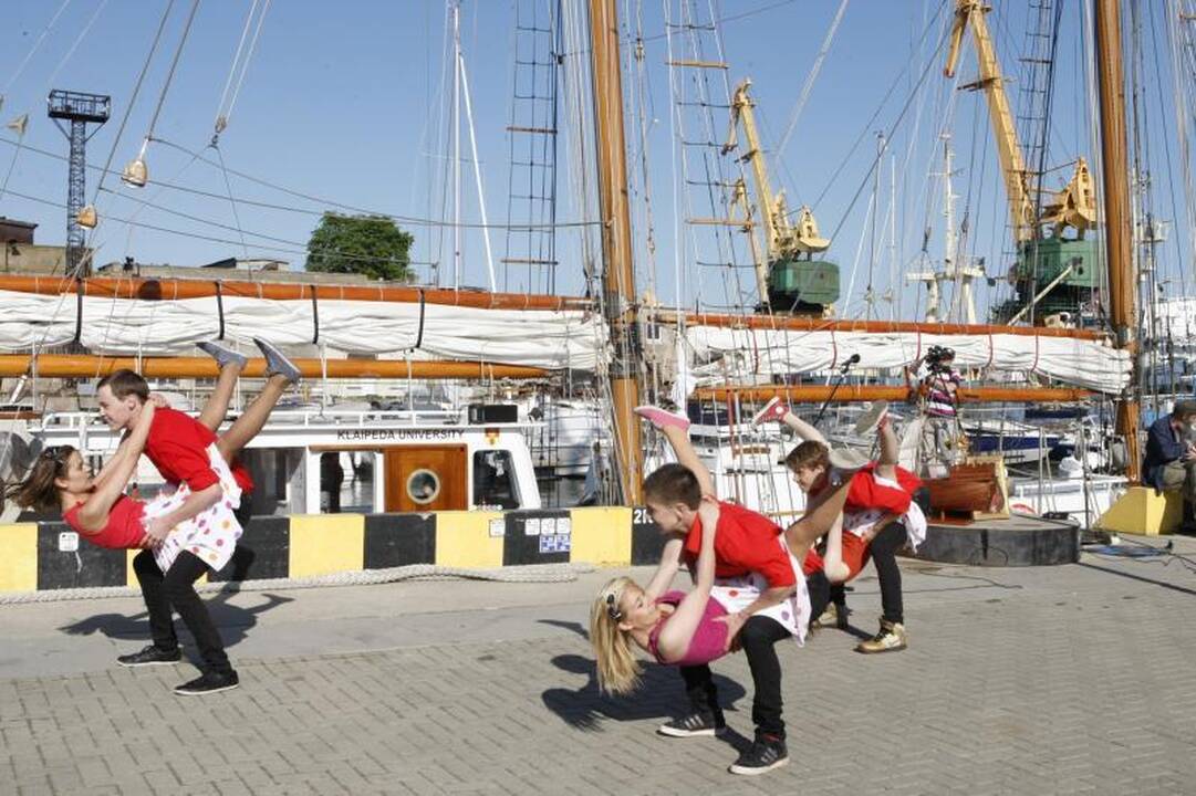 Kruizinių laivų terminale – „Vilties misijos 2012“ išlydėtuvės