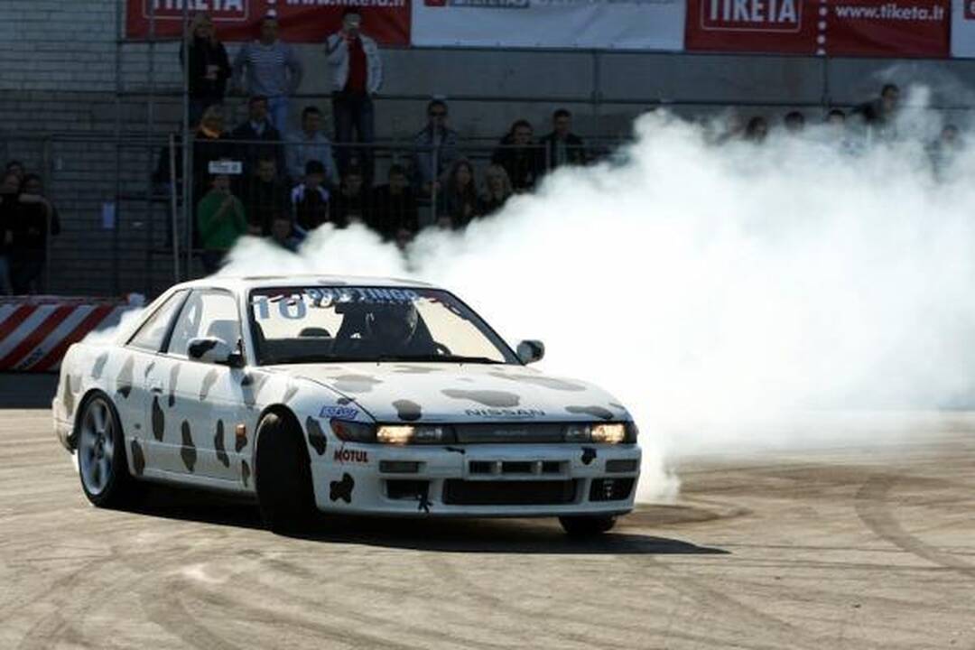„Driftingo čempionato“ sezono atidaryme – 2008 metų Drifto Karaliaus triumfas