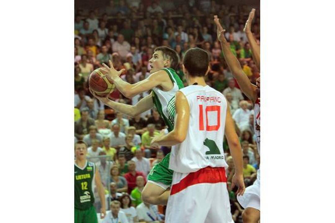 Jaunučių čempionato finalas: Lietuva - Ispanija 64:70