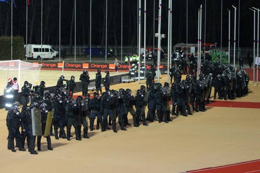 Lietuvos futbolininkai netikėtai palaužė lenkus