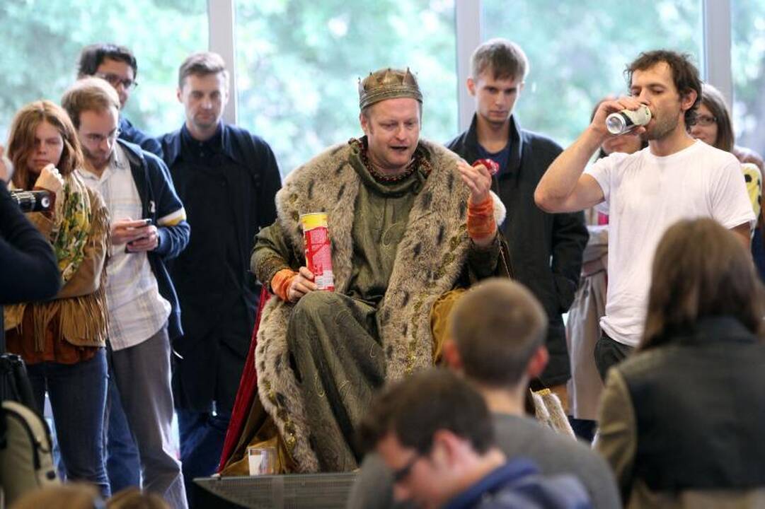 Mindaugo trienalėje - šių dienų karalius Mindė 