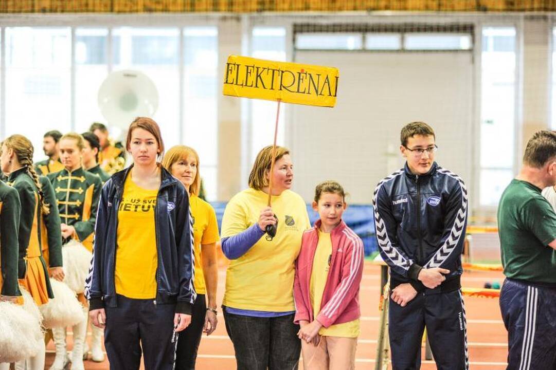 Kauną užplūdo sveikuoliai: prie starto linijos stojo ir guvus 90-metis