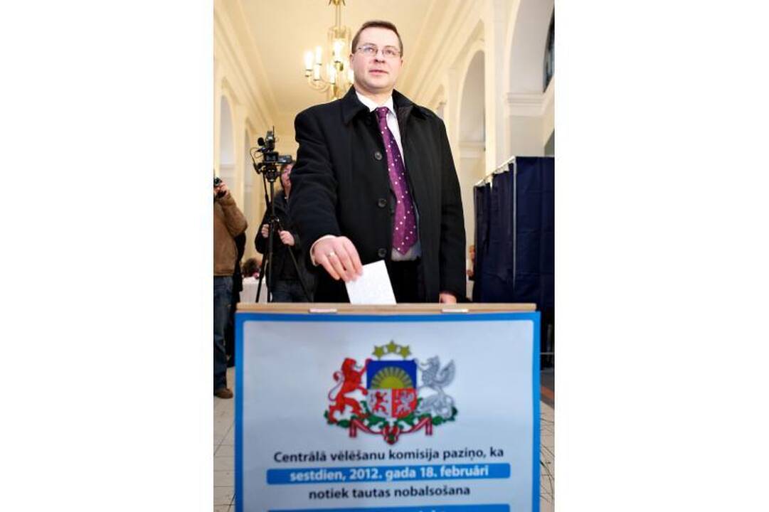 Latvijoje iki 16 val. referendume dalyvavo 50,79 proc. rinkėjų