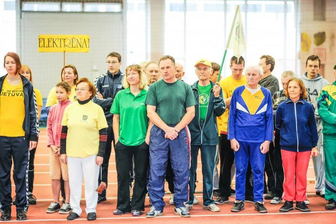 Kauną užplūdo sveikuoliai: prie starto linijos stojo ir guvus 90-metis