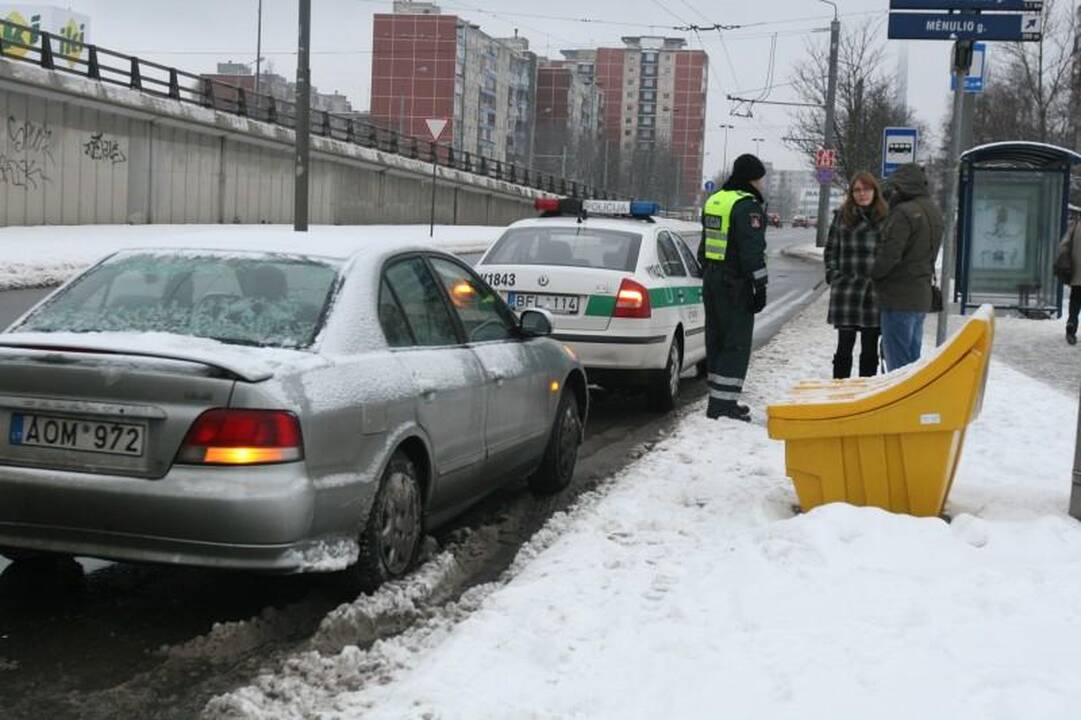 Nepastabumo kaina – trys sudaužyti automobiliai