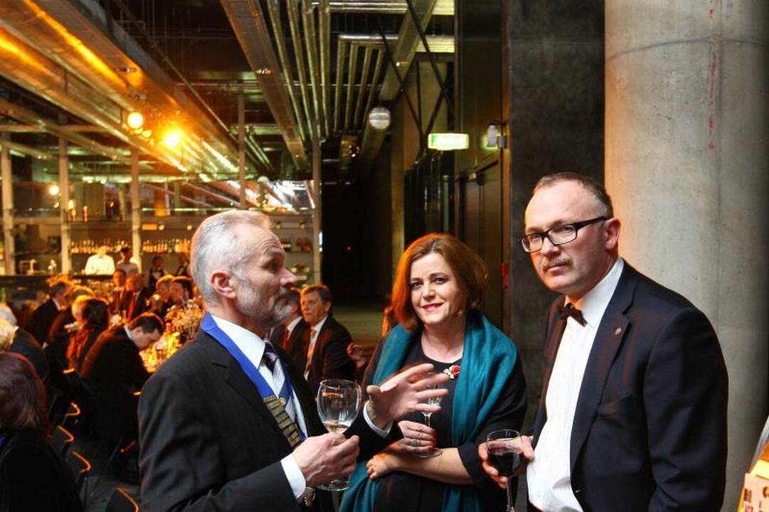 Kauno Rotary klubai ir šventė, ir aukojo