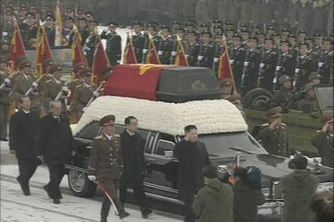 Šiaurės Korėjoje baigėsi Kim Jong Ilo laidotuvių ceremonija