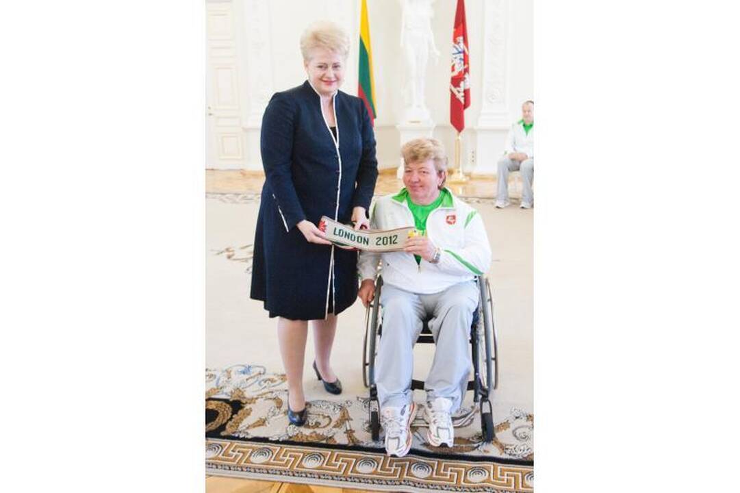 Prezidentė išlydėjo Lietuvos sportininkus į parolimpines žaidynes