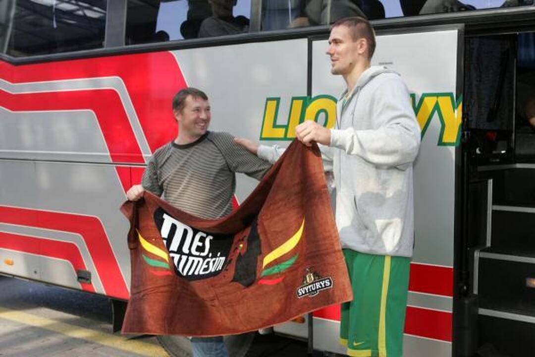 Lietuvos krepšininkai - milžiniškose fotografijose (papildyta)