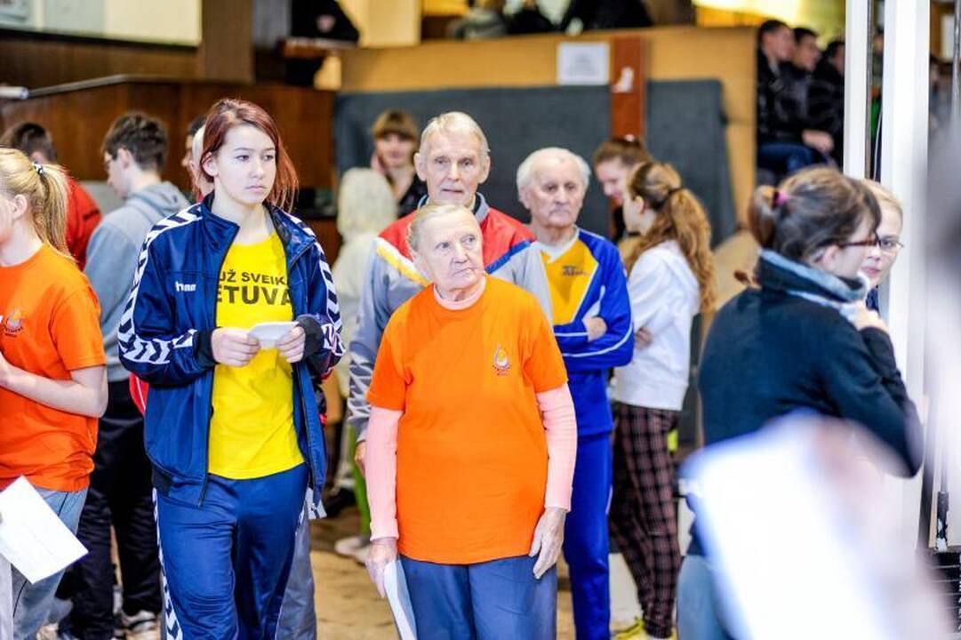 Kauną užplūdo sveikuoliai: prie starto linijos stojo ir guvus 90-metis