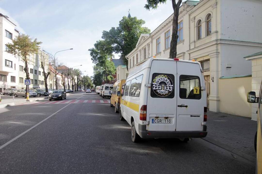 Darbo netekusius vežėjus nusiuntė į darbo biržą