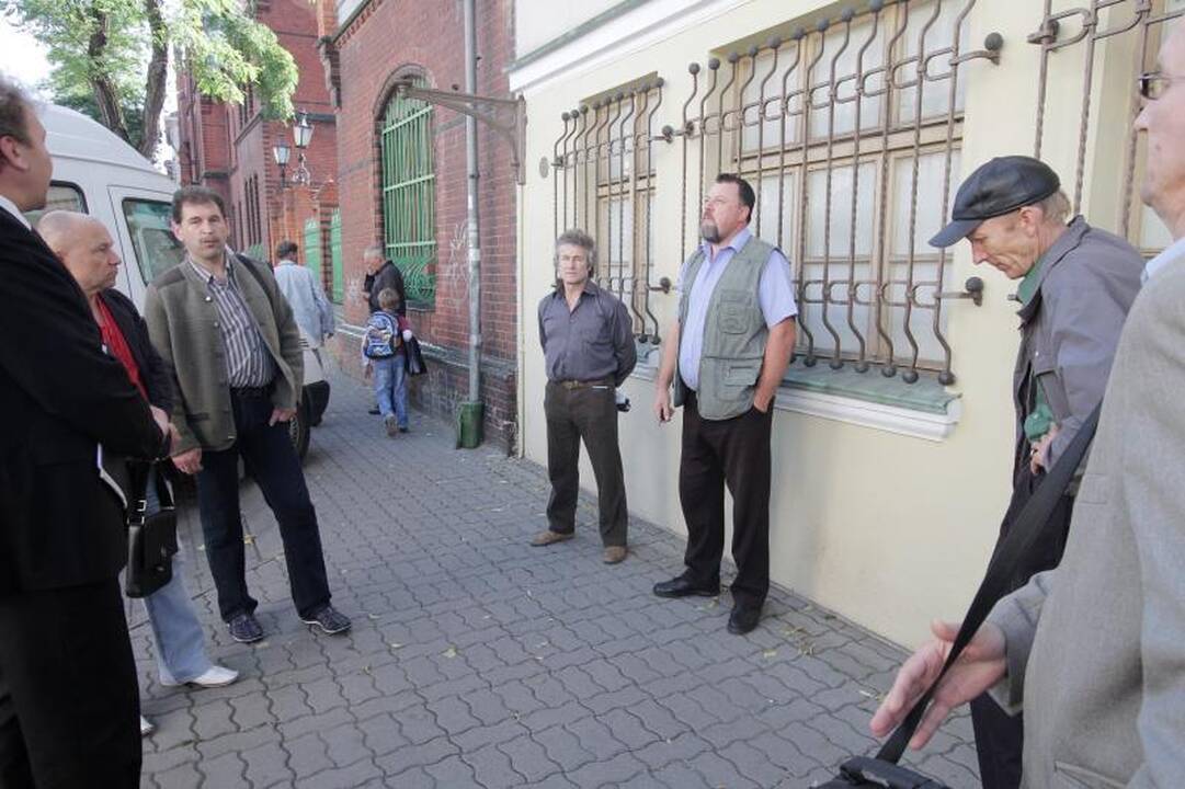 Darbo netekusius vežėjus nusiuntė į darbo biržą