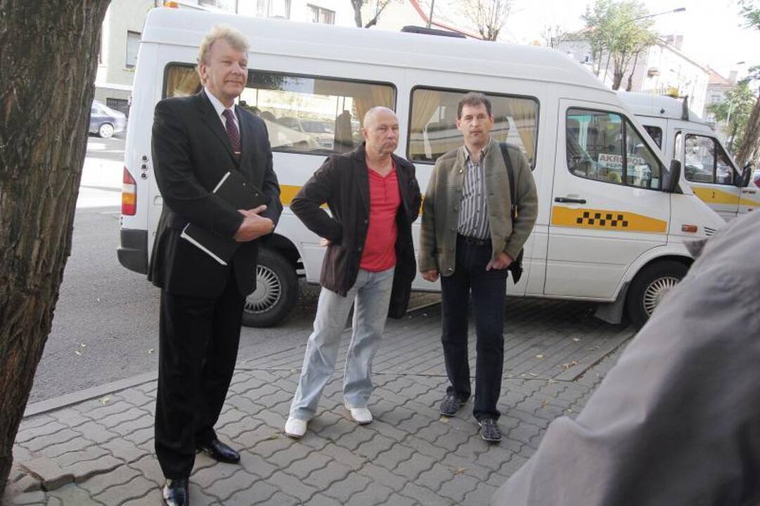 Darbo netekusius vežėjus nusiuntė į darbo biržą