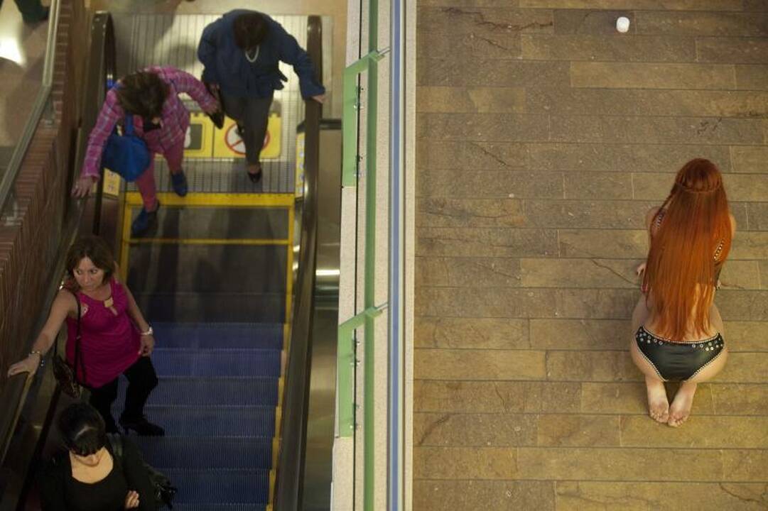 Kolumbijoje vyko geriausios šokėjos aplink stulpą rinkimai