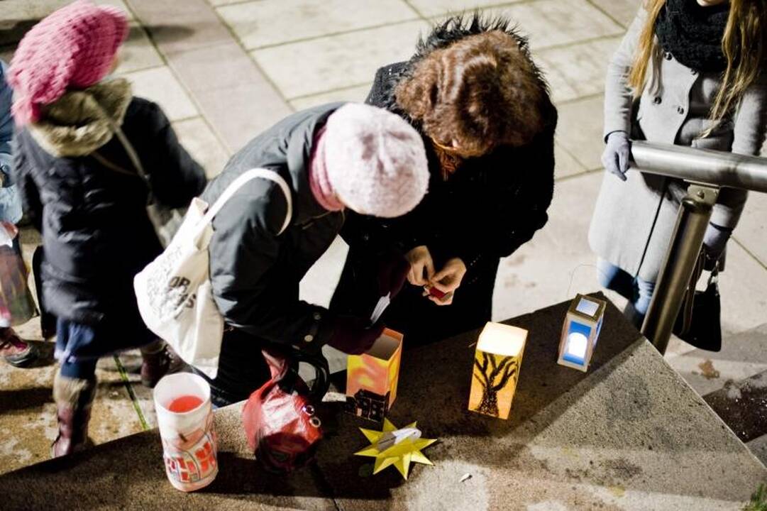 Ant Aleksoto kalno sparnus išskleidė septynios gervės