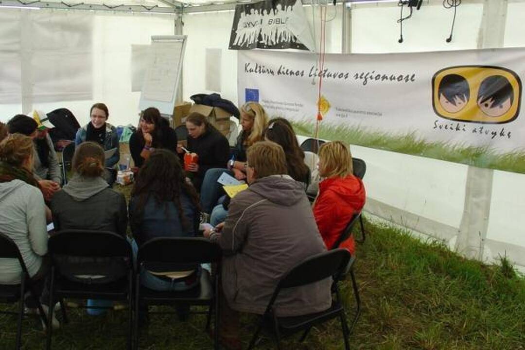 Kultūrų pažinimui – Tolerancijos troleibusas ir egzotiškų šalių užkandžiai