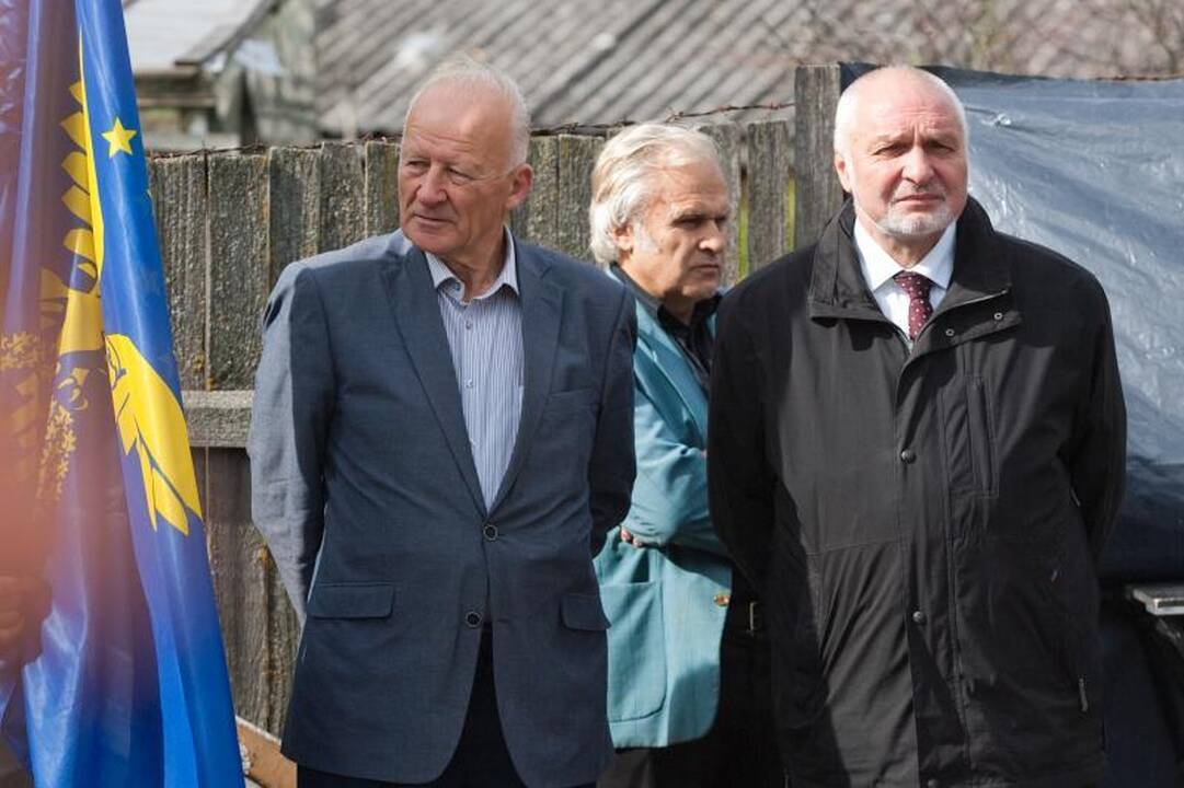 „Tvarkiečiai“ piktinosi esą lenkams palankia rajono valdžios politika